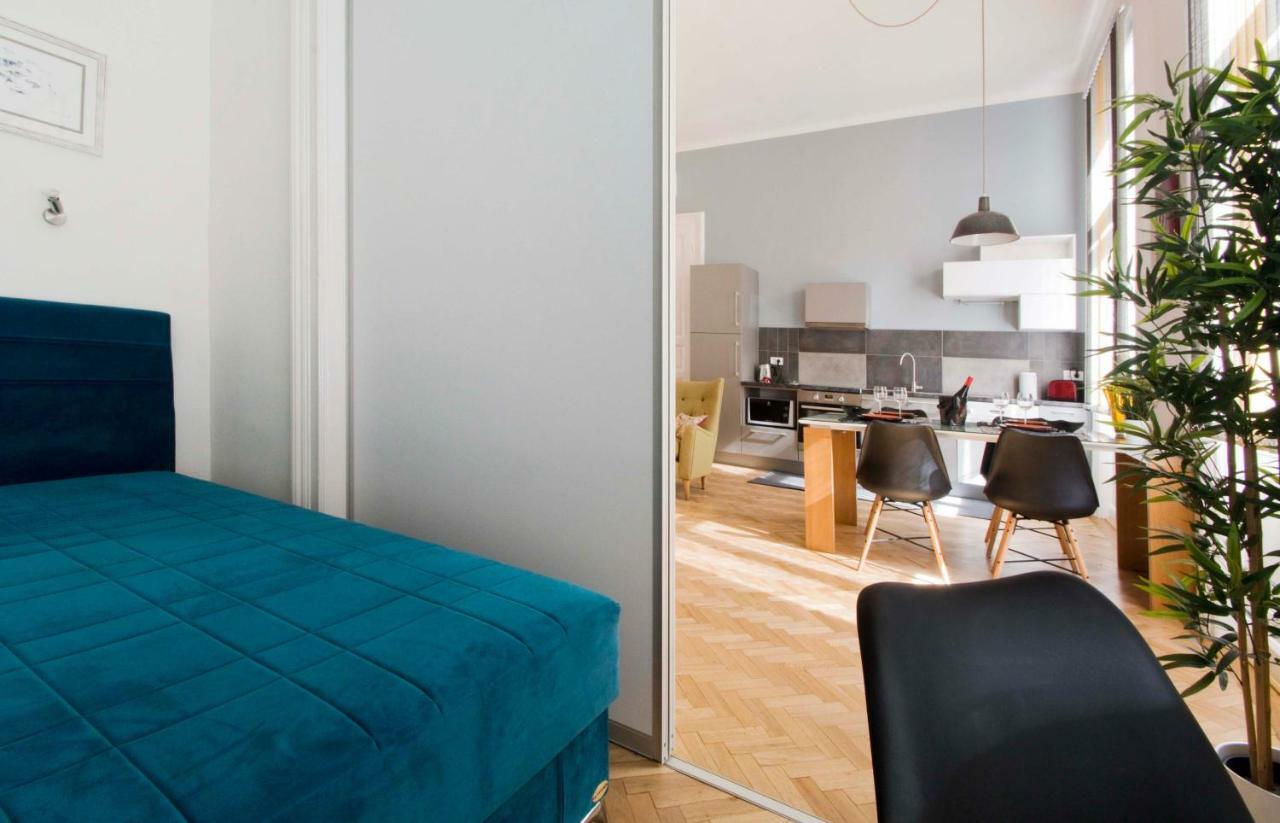 Andrassy Boulevard Apartment Budapest
